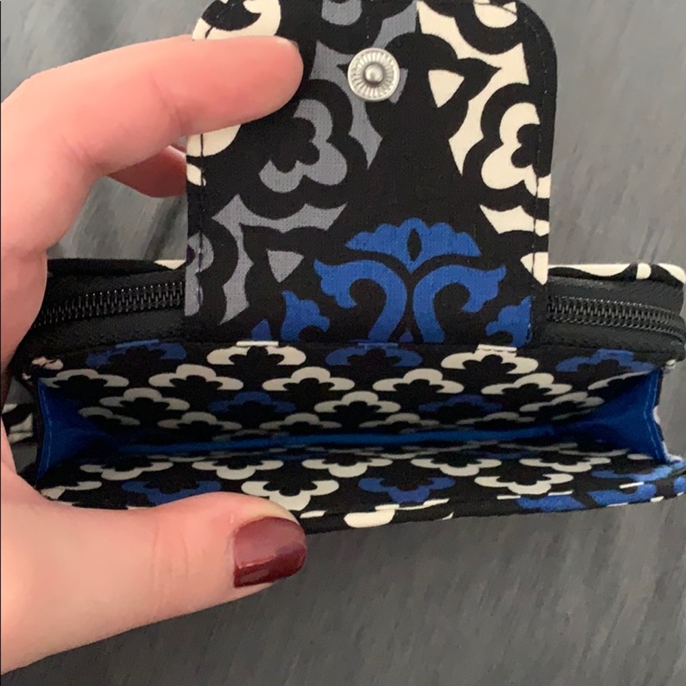 Vera Bradley Wristlet Mini Bag NWOT - Picture 2 of 5